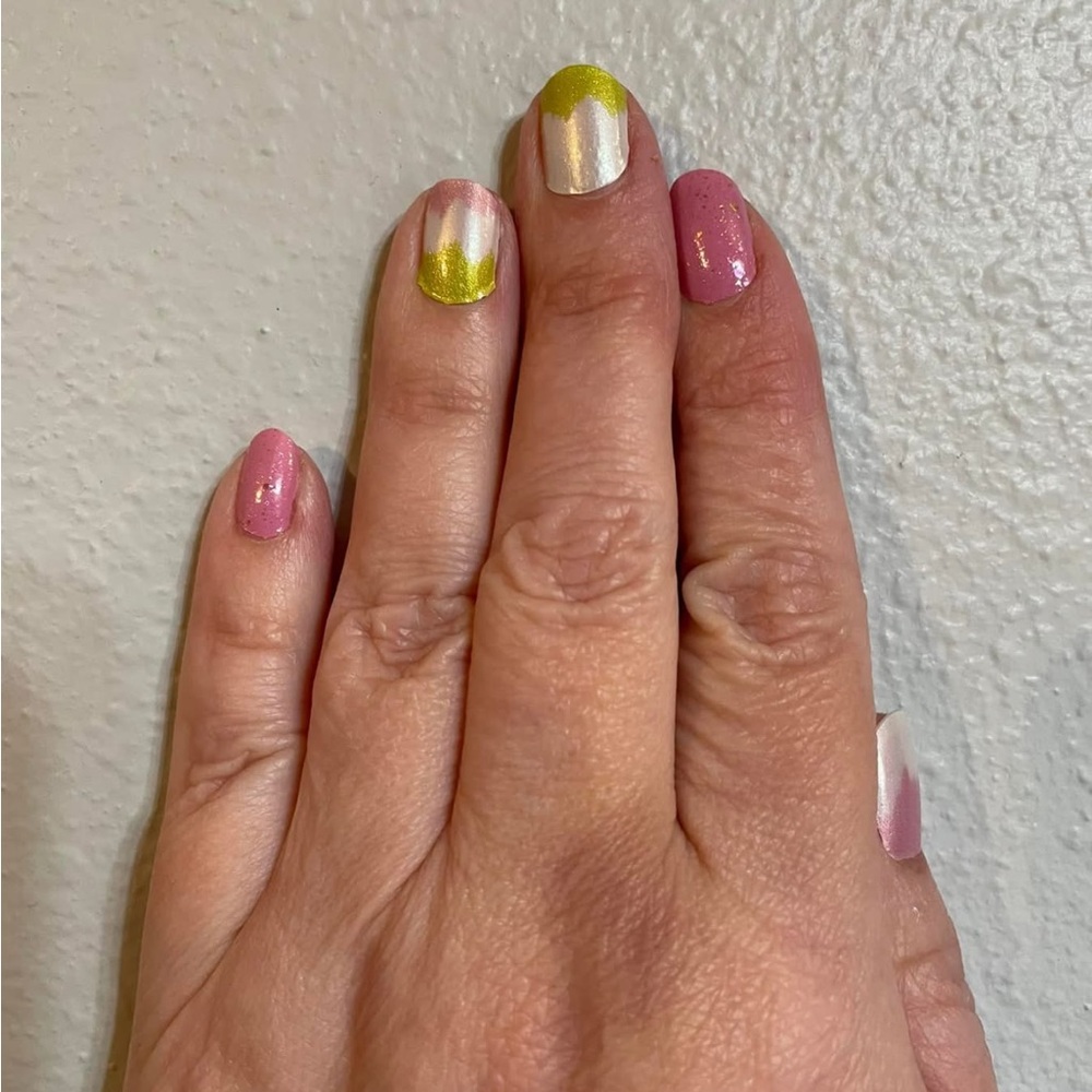 *Retired* Color Street: To Dye For | Easter Spring Pastel Green Pink White - Picture 5 of 8